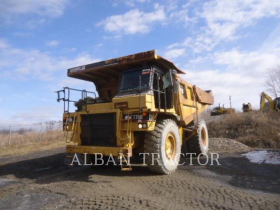 1998 CATERPILLAR 775D in Myersville,