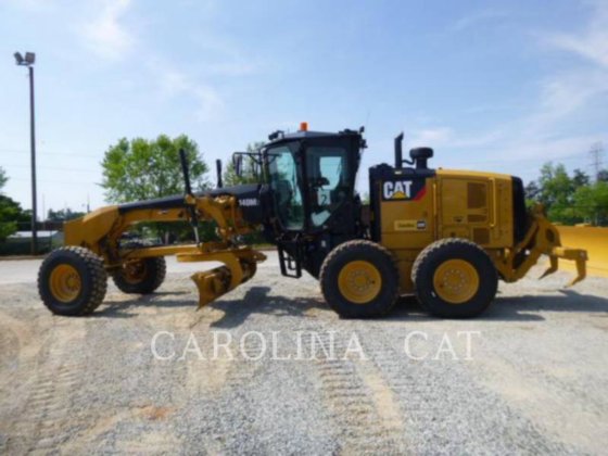 2015 CATERPILLAR 140M3 in Charlotte,
