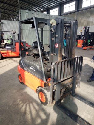 2005 LINDE E16P-02