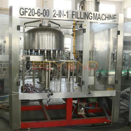 全自动二合一食用油灌装旋盖机生产线，实现高效精确的油类包装