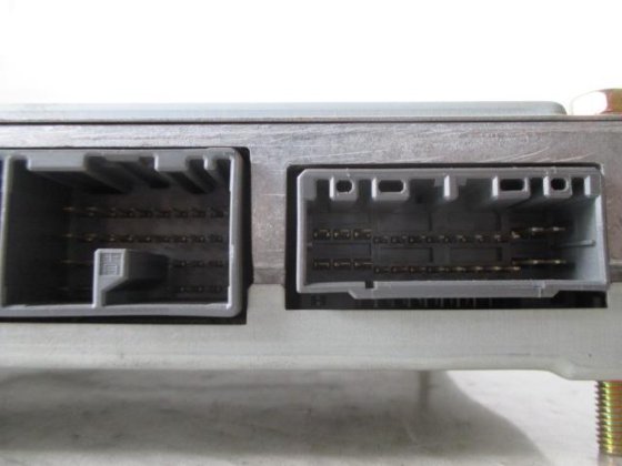 ふそう大型車 エンジンコンピューター