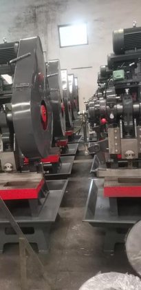 Full automatic snap button stud