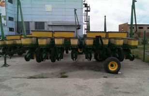 JOHN DEERE 7000 kak NOVAYa