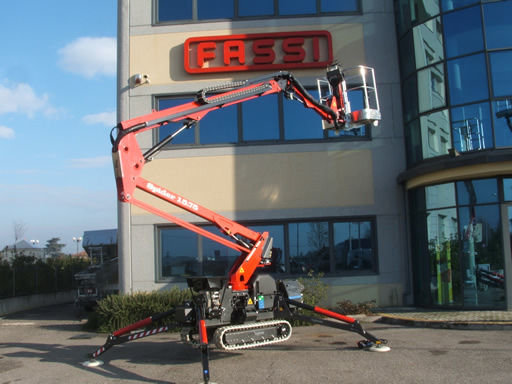 SPIDER 15.75 articulated boom lift