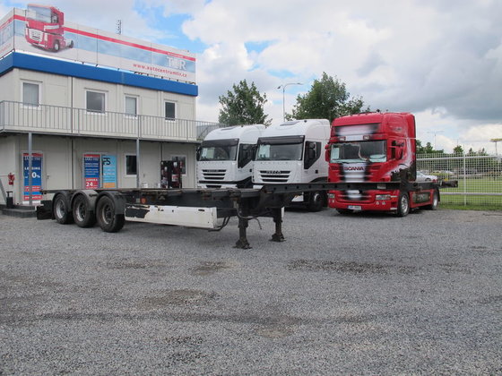2007 KRONE SD container chassis