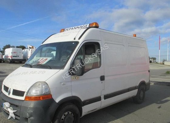2005 RENAULT Master closed box