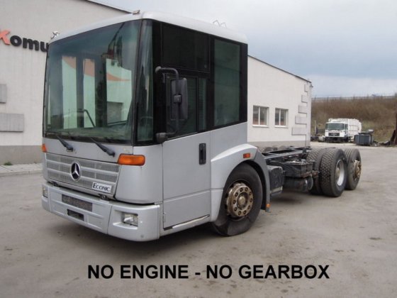 2000 MERCEDES-BENZ Econic 2628 chassis