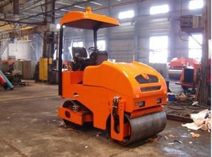 BelDT 1031 mini road roller