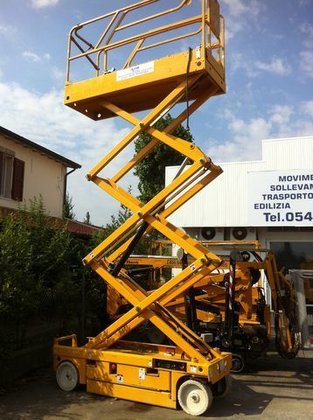 2002 HAULOTTE COMPACT 10 scissor