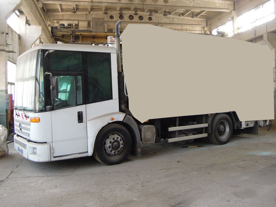 2004 MERCEDES-BENZ Econic 1828 chassis