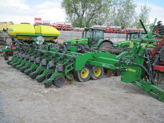 2012 JOHN DEERE DB 55