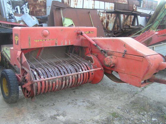 WELGER 51 square baler in