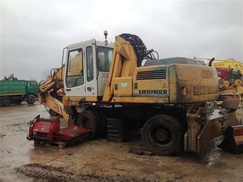 2000 LIEBHERR A 904 Litronic