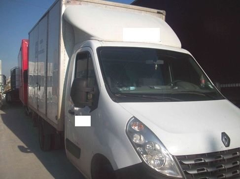 2011 RENAULT MASTER closed box