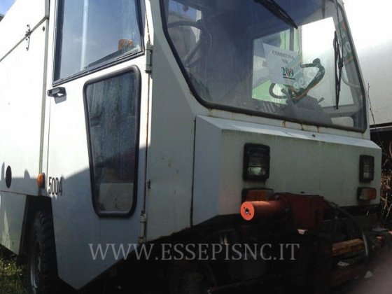 UNIECO 4000 road sweeper in