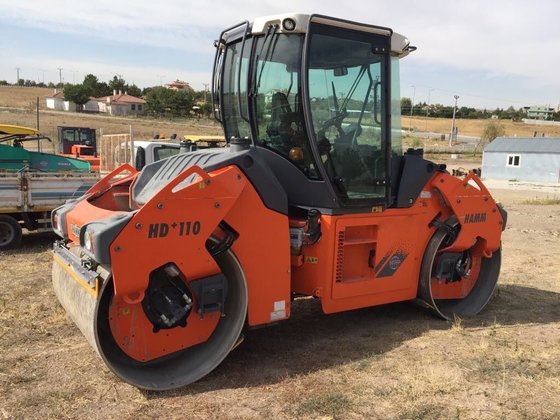 2011 HAMM HD 110 road