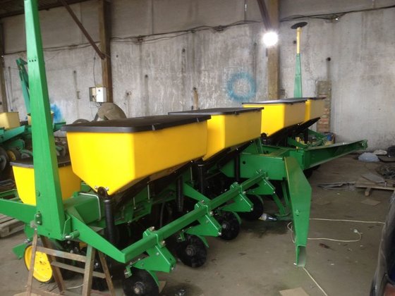 JOHN DEERE 7000 mechanical precision