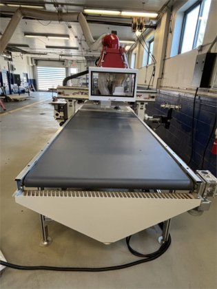 2022 () CNC Factory "Python