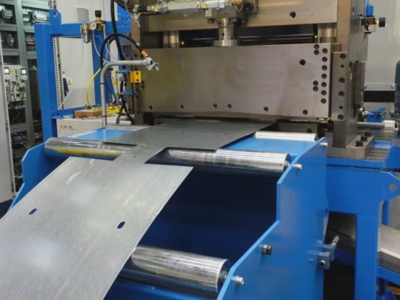 家用电气板生产线