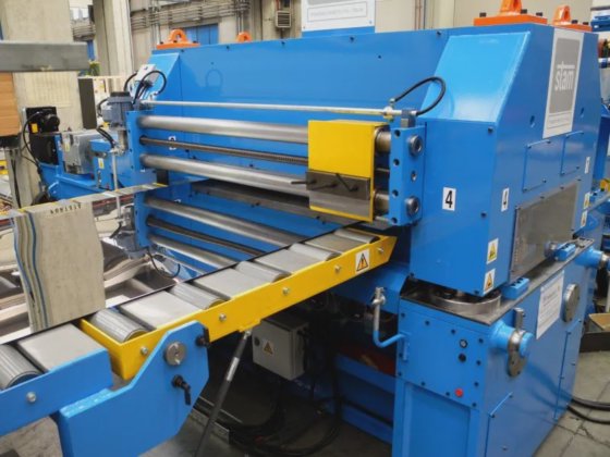 薄型材料定长切割线