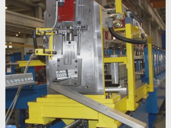 货架立柱生产线