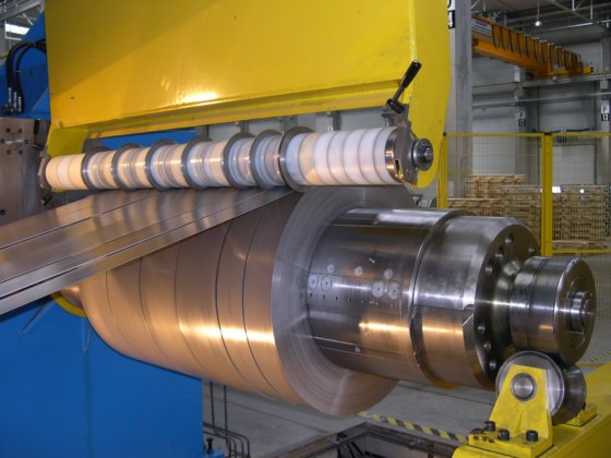 般厚度材料分条线