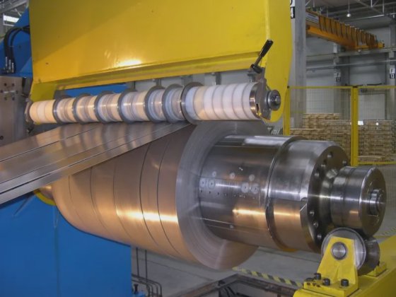 般厚度材料分条线