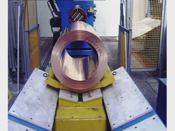 重卷钢生产和包装线