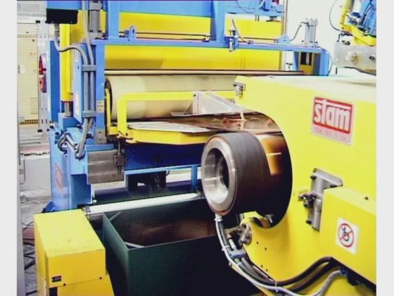 重卷钢生产和包装线