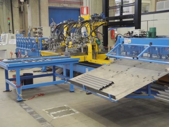 门窗框架辊型线