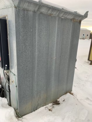 2005 edificio de equipos de