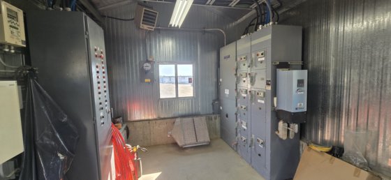 2000 25 pies edificio MCC