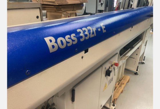 西铁城 M32 型数控车床