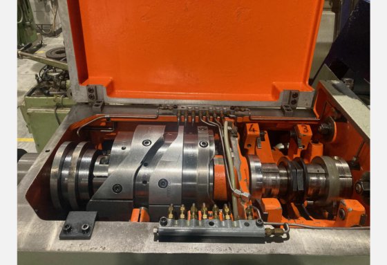 TORNO MULTIFUSO TORNOS SAS16DC