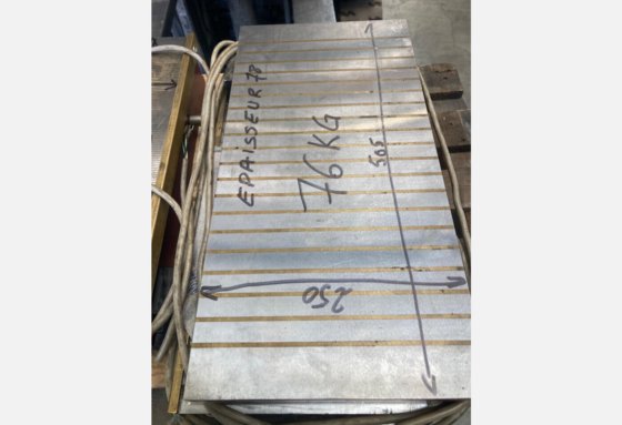 電磁ターンテーブル