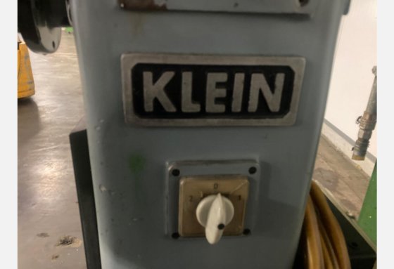 センターポイント研削盤 クライン