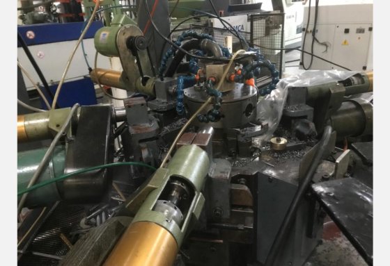 传送机 WIRTH & GRUFFAT C126