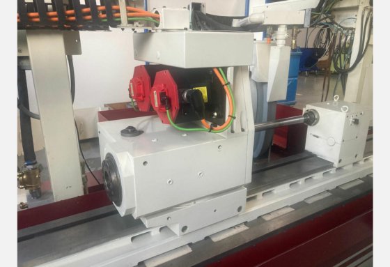 1988年 円筒研削盤を改造