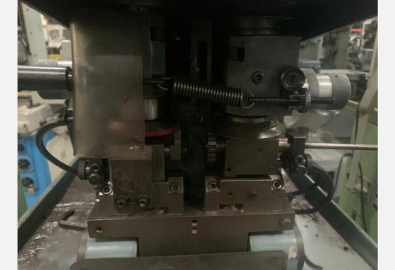 転造盤 STRAUSAK 70