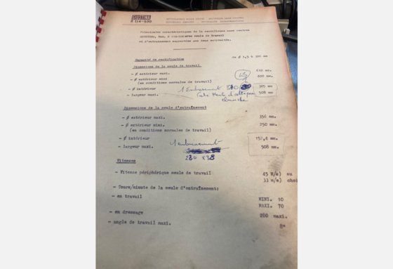 2004年式 センターレス研削盤 GIUSTINA TYPE 114/500