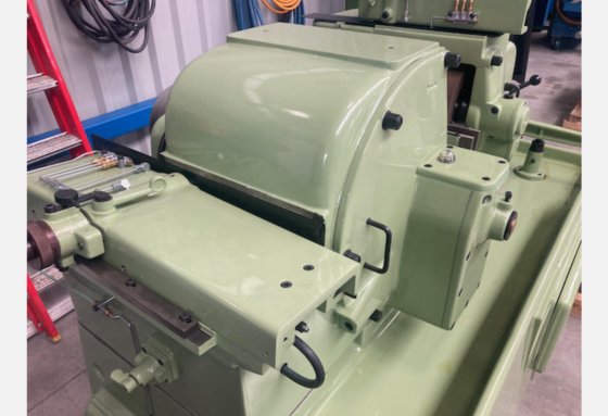 センタレス研削盤 ROSSI 400