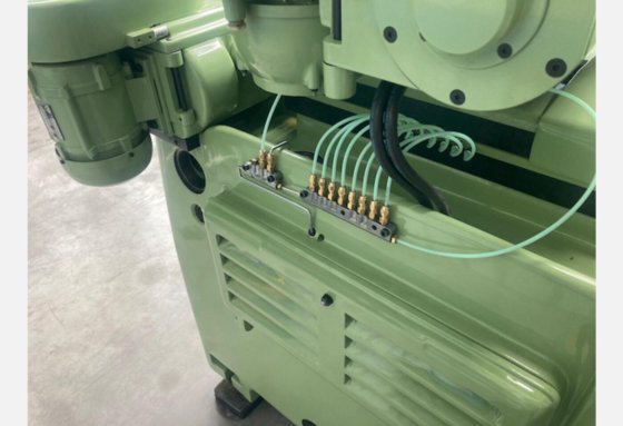 センタレス研削盤 ROSSI 400