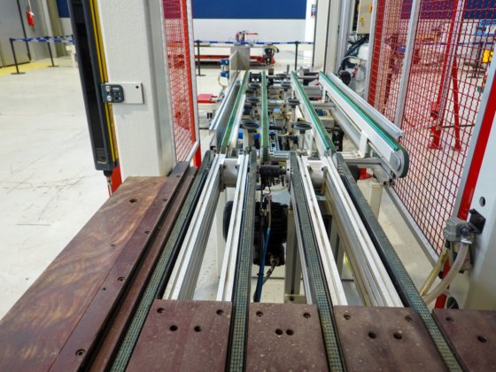 PRIESS - BMA DLS-CNC钻孔线