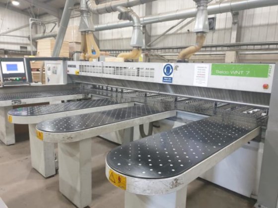 SELCO - WNT 750 自动后装板锯