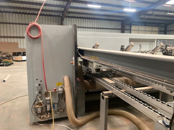 SELCO - WNT 7自動後載入パネルソー