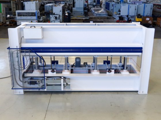 OMC - PL 120 热冲压机