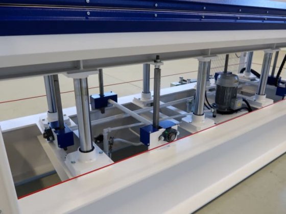 OMC - PL 120 热冲压机