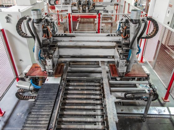 PRIESS - BMA DLS-CNC钻孔线