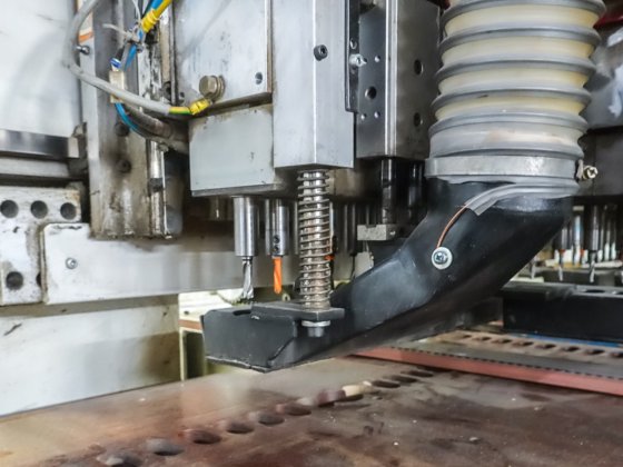 PRIESS - BMA DLS-CNC钻孔线