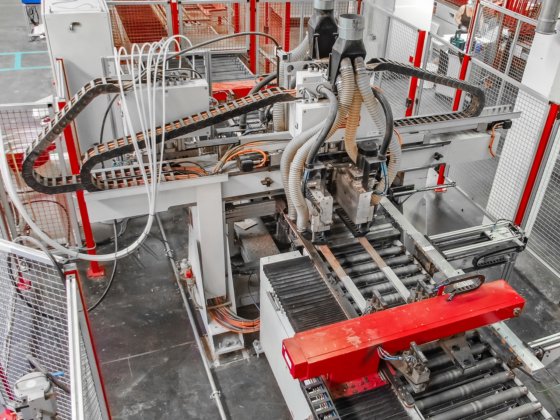 PRIESS - BMA DLS-CNC钻孔线